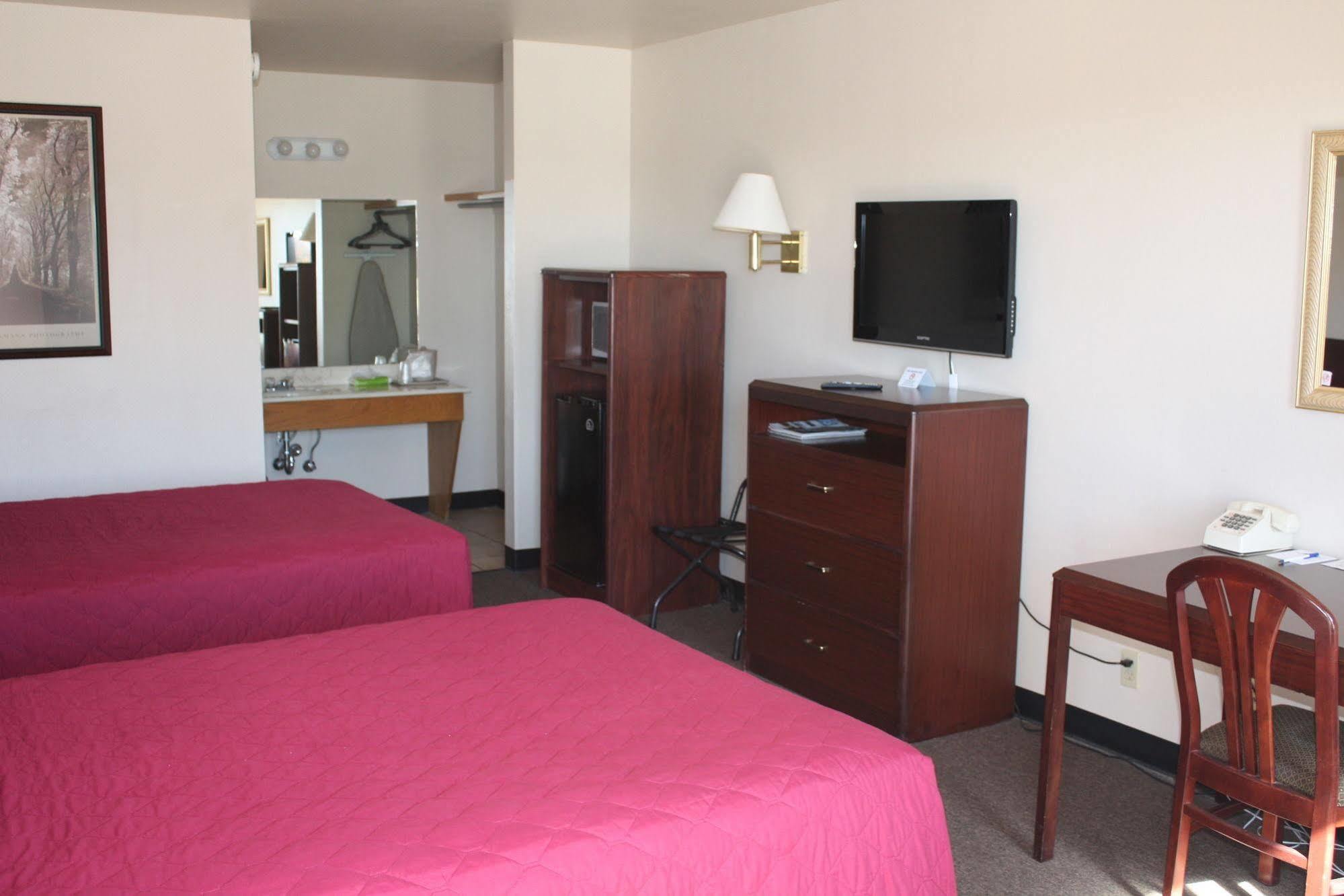 Drumright Boomtown Inn מראה חיצוני תמונה